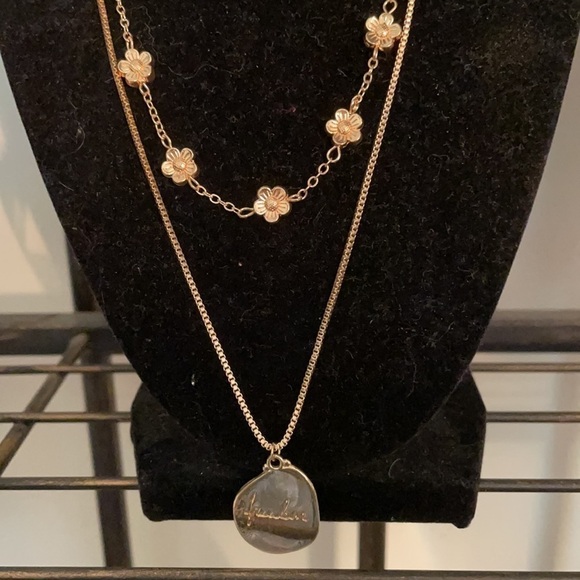 Gold Freedom Layered Pearl Flower Medallion Necklace - Picture 7 of 15